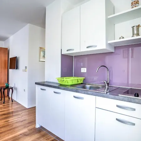 File-5 By Interhome * Zambratija (Istria)