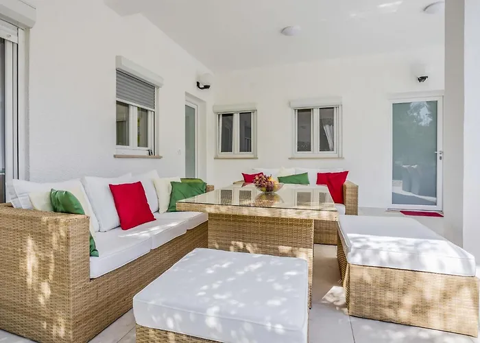 Appartamento File-5 By Interhome *