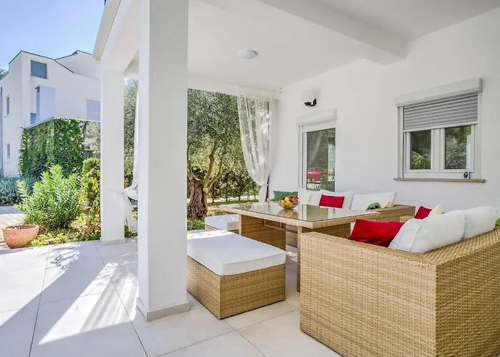 File-5 By Interhome Zambratija (Istria)