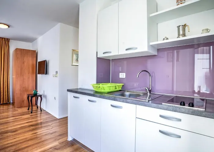 File-5 By Interhome * Zambratija (Istria)