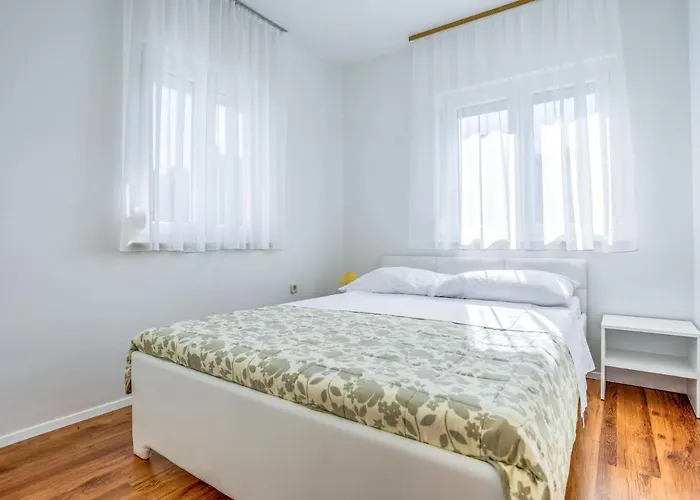 Apartamento File-5 By Interhome